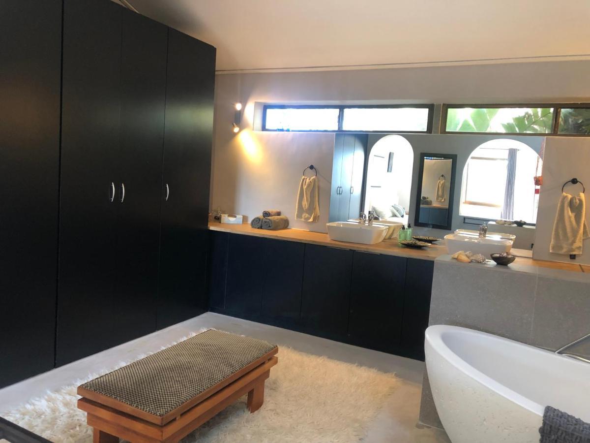 Waters Edge With Pedelo Holiday home Cape Town