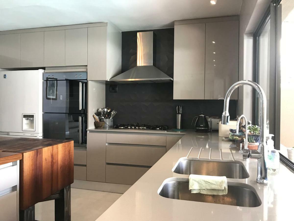 Holiday home Waters Edge With Pedelo *